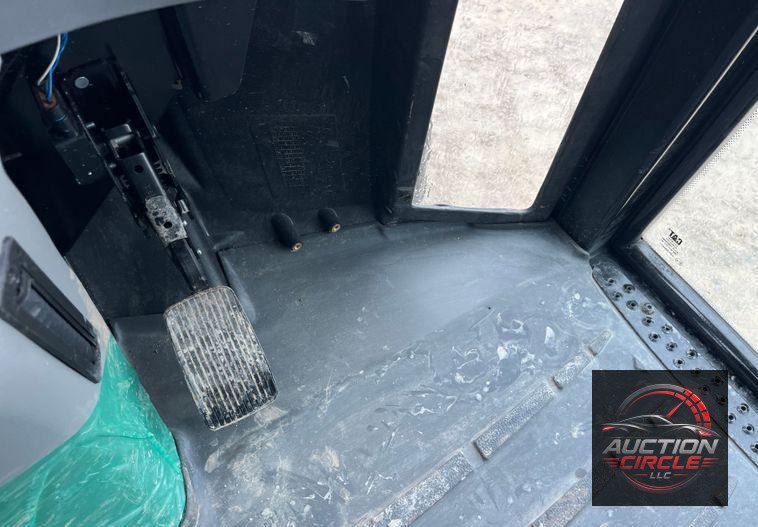 2022 Caterpillar  906M wheel loader