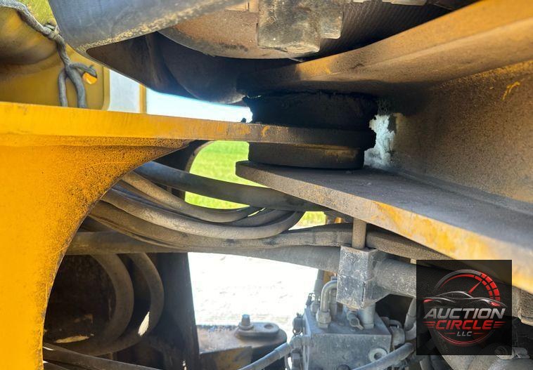 2014 John Deere 624K wheel loader