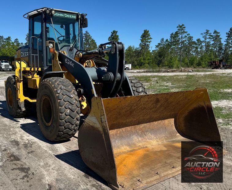 2014 John Deere 624K wheel loader