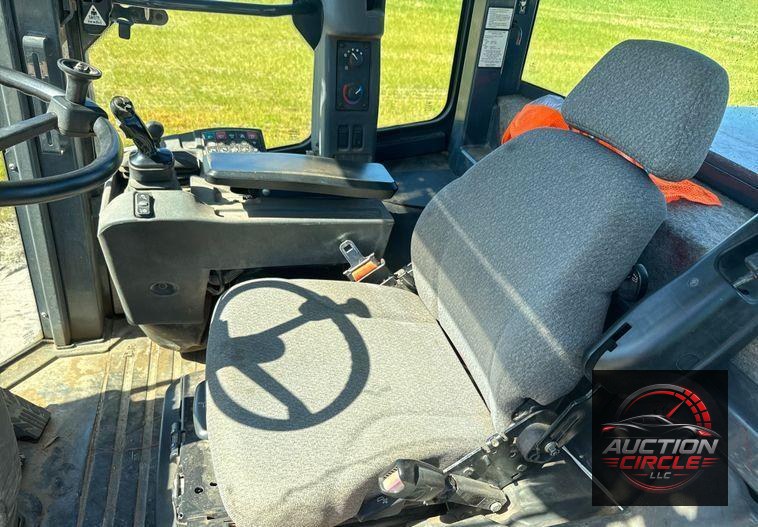 2014 John Deere 624K wheel loader