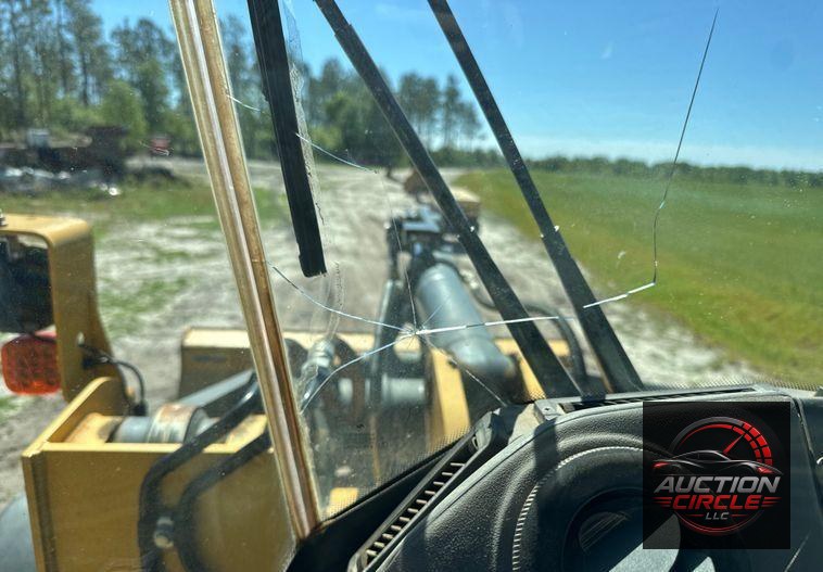 2014 John Deere 624K wheel loader