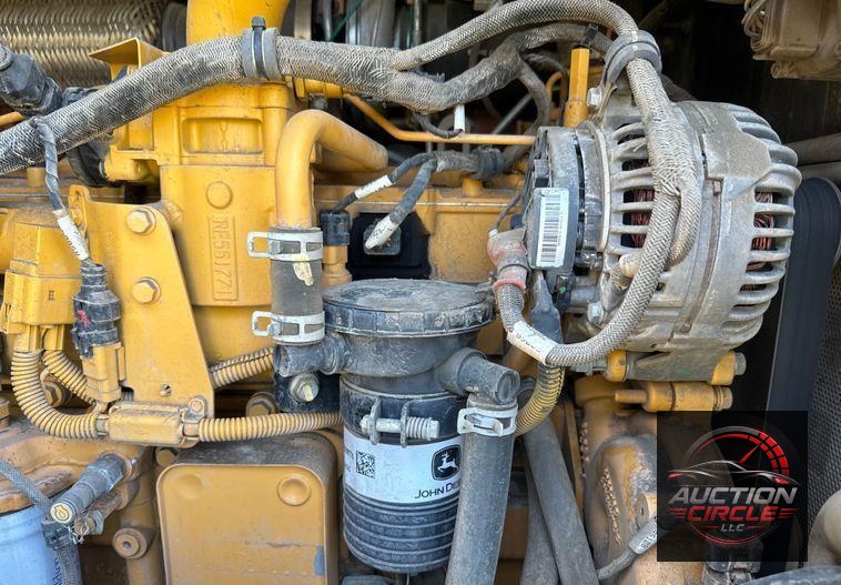 2014 John Deere 624K wheel loader