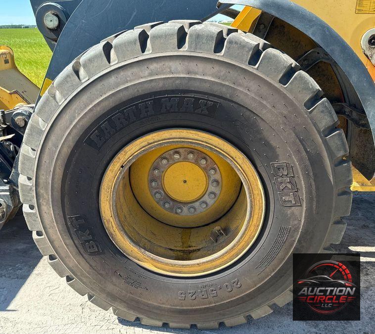 2014 John Deere 624K wheel loader