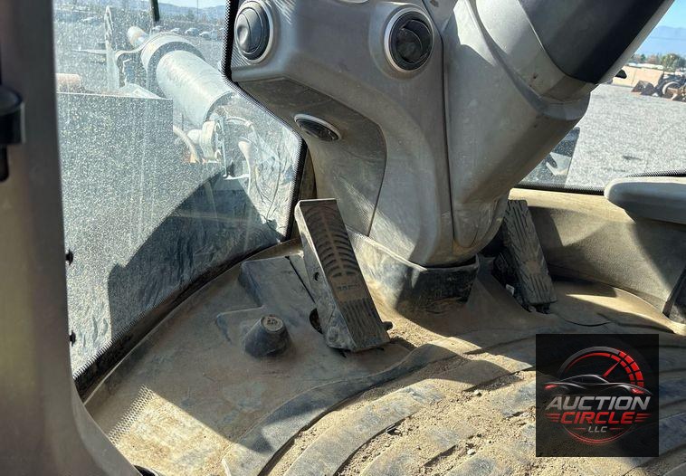 2017 Case 821G wheel loader