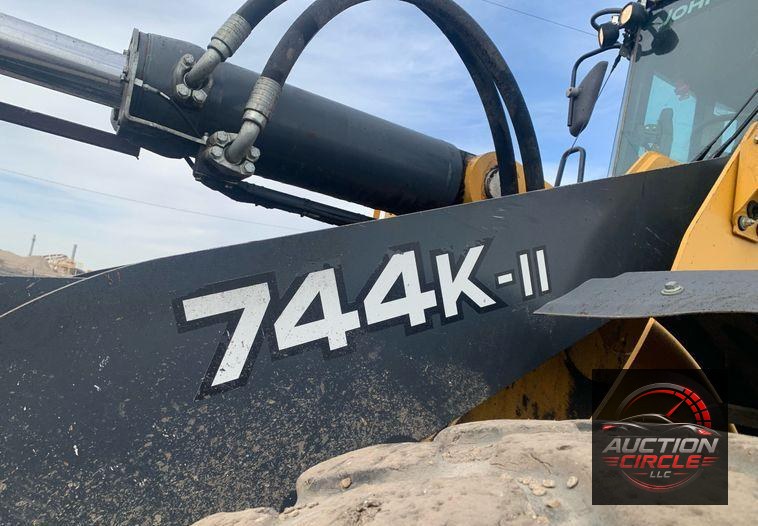 2015 John Deere 744K II wheel loader