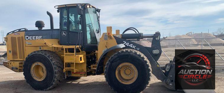 2015 John Deere 744K II wheel loader