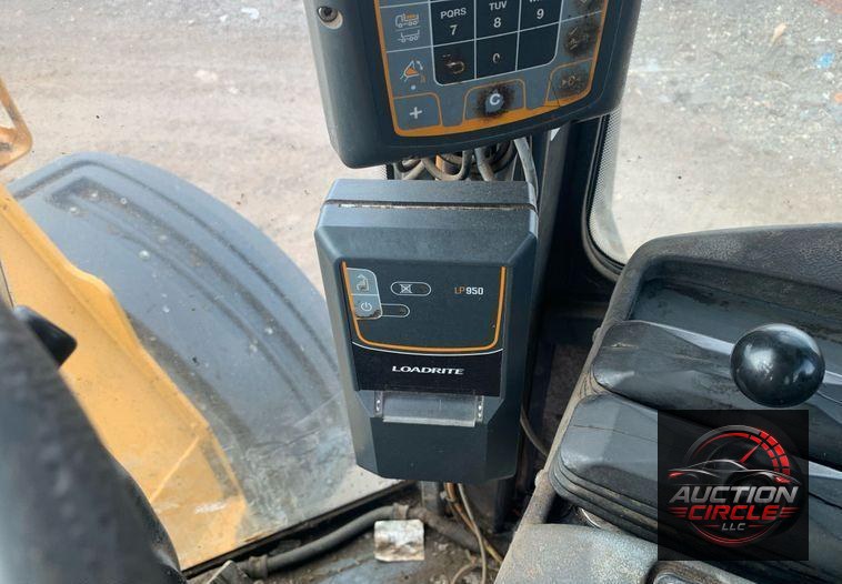 2015 John Deere 744K II wheel loader