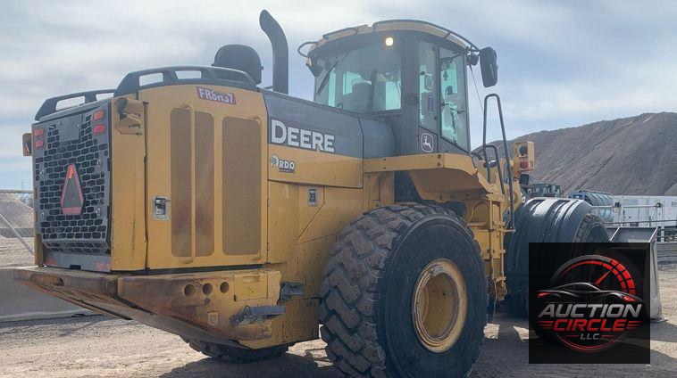 2015 John Deere 744K II wheel loader