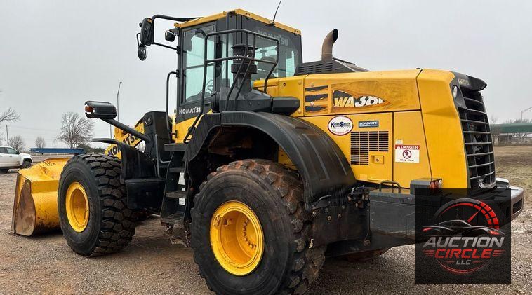2017 Komatsu WA380-8 wheel loader