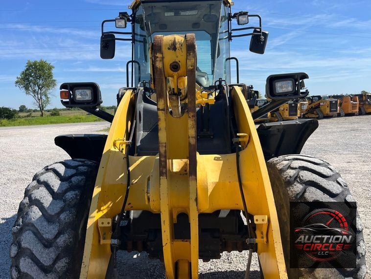 2018 Komatsu WA320-8 wheel loader