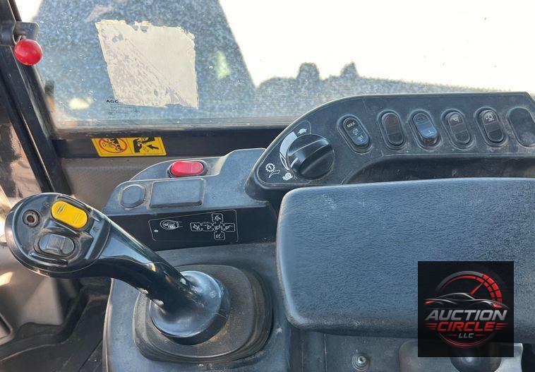 2018 Komatsu WA320-8 wheel loader
