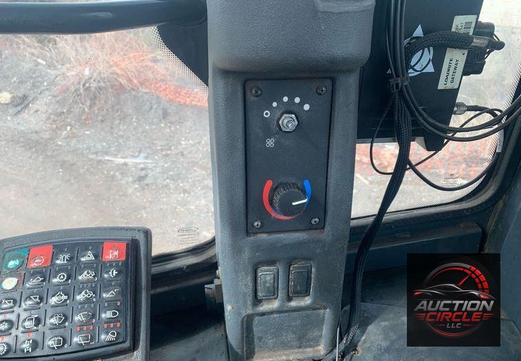 2015 John Deere 644K wheel loader