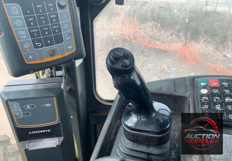2015 John Deere 644K wheel loader