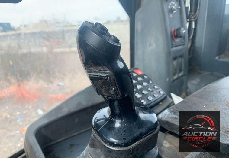 2015 John Deere 644K wheel loader