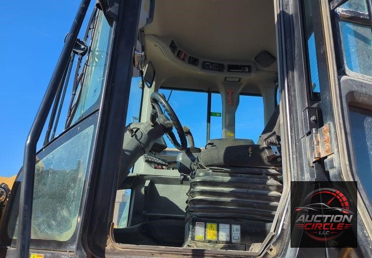 2018 Caterpillar 938M wheel loader