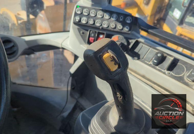 2018 Caterpillar 938M wheel loader