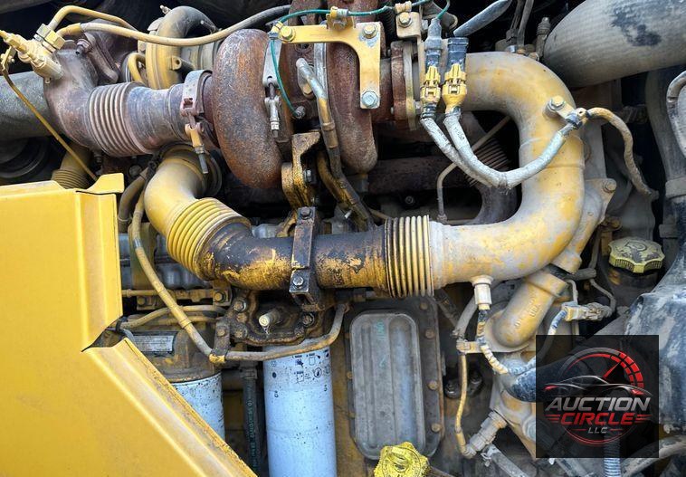2017 John Deere 824K II wheel loader