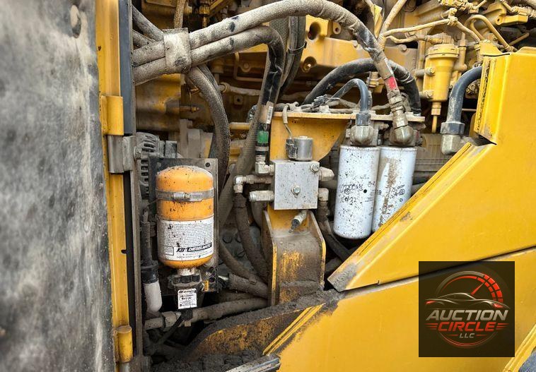 2017 John Deere 824K II wheel loader