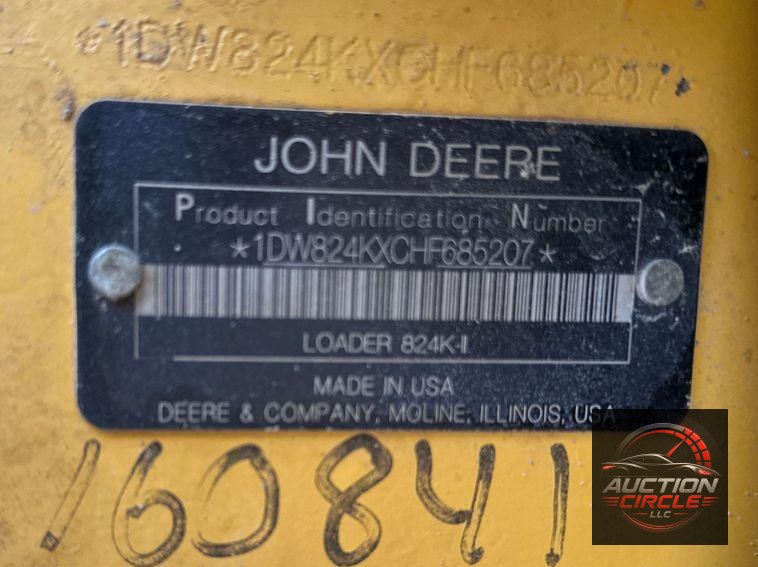 2017 John Deere 824K II wheel loader