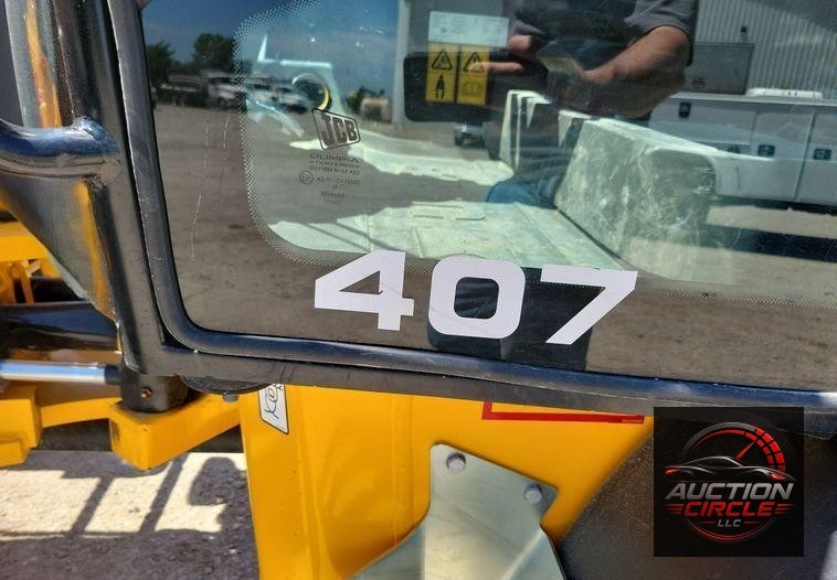 2022 JCB 407 wheel loader