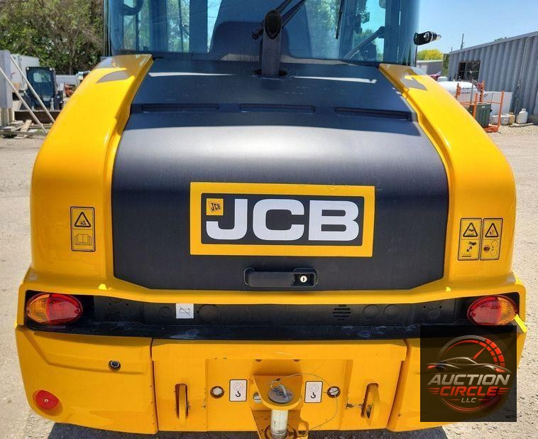 2022 JCB 407 wheel loader