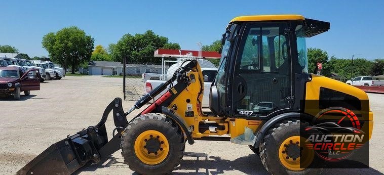 2022 JCB 407 wheel loader