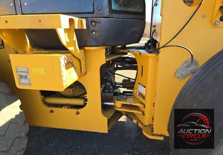 2012 John Deere  644K wheel loader