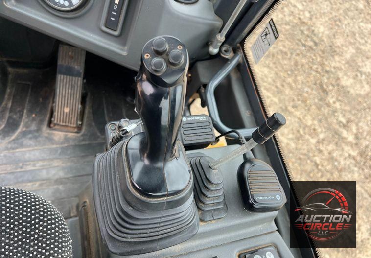 2016 John Deere 324K  wheel loader