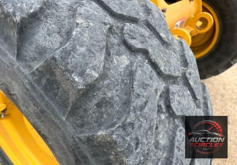 2016 John Deere 324K  wheel loader