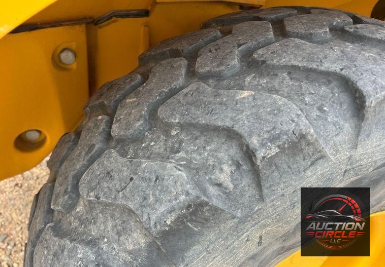 2016 John Deere 324K  wheel loader