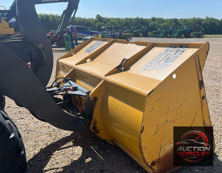2016 John Deere 324K  wheel loader