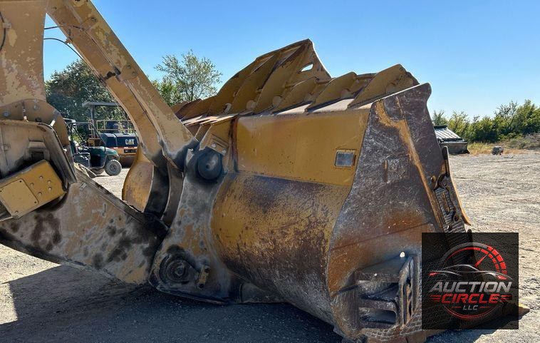 2013 Caterpillar 988H  wheel loader
