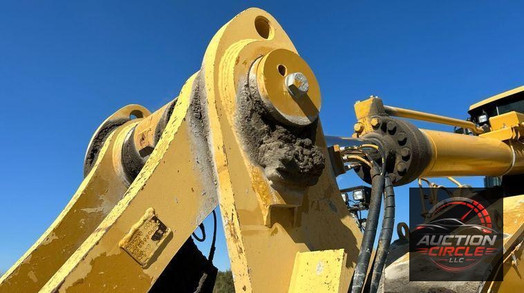 2013 Caterpillar 988H  wheel loader
