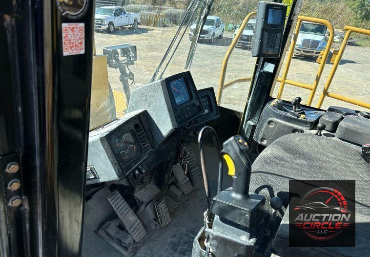 2013 Caterpillar 988H  wheel loader