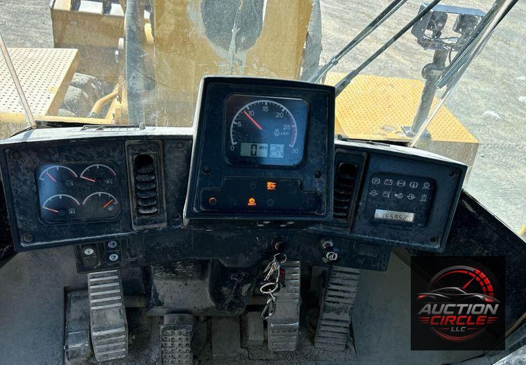 2013 Caterpillar 988H  wheel loader