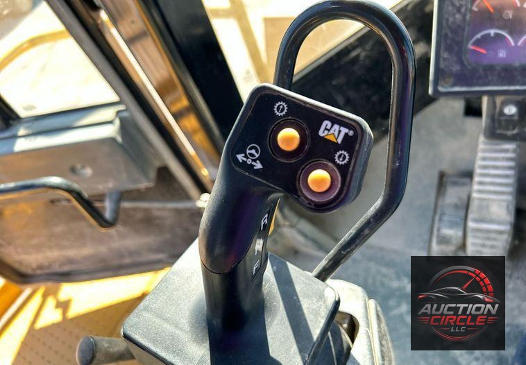 2013 Caterpillar 988H  wheel loader
