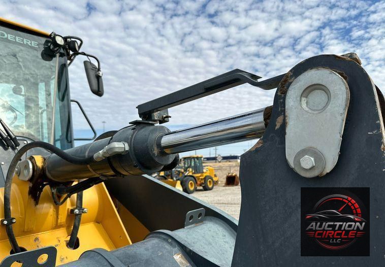 2017 John Deere 624K-II  wheel loader