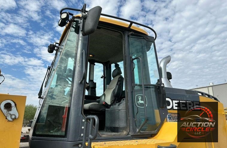 2017 John Deere 624K-II  wheel loader