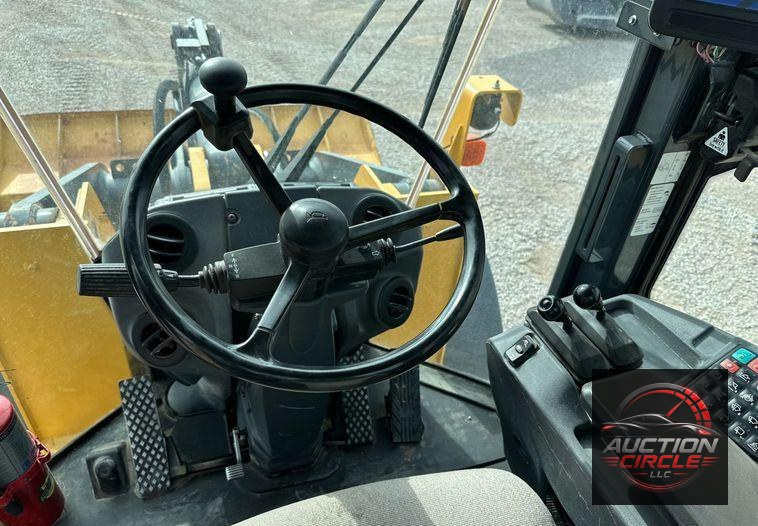 2017 John Deere 624K-II  wheel loader