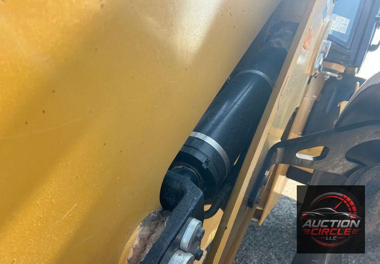 2016 Caterpillar 918M  wheel loader