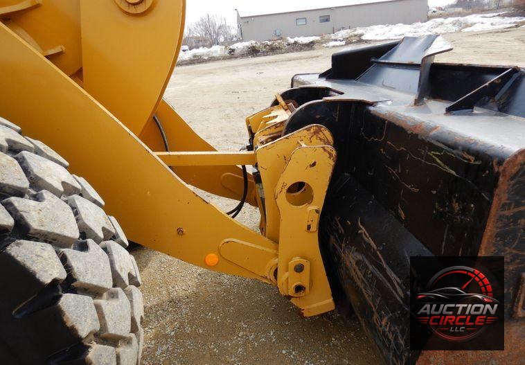 2016 Caterpillar 926M  wheel loader