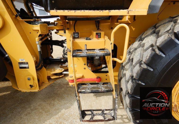 2016 Caterpillar 926M  wheel loader