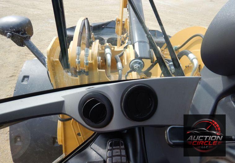 2016 Caterpillar 926M  wheel loader