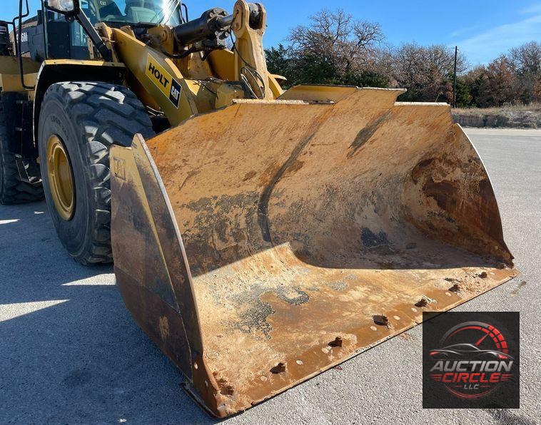 2017 Caterpillar 966M  wheel loader