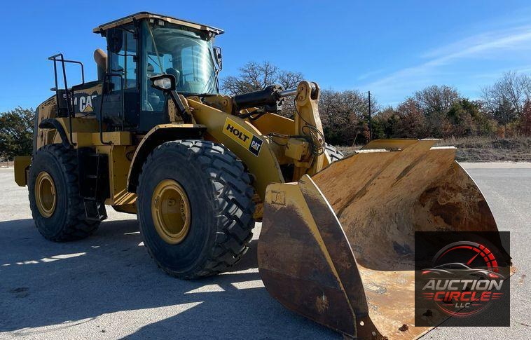 2017 Caterpillar 966M  wheel loader