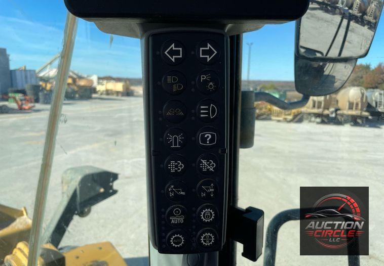 2017 Caterpillar 966M  wheel loader