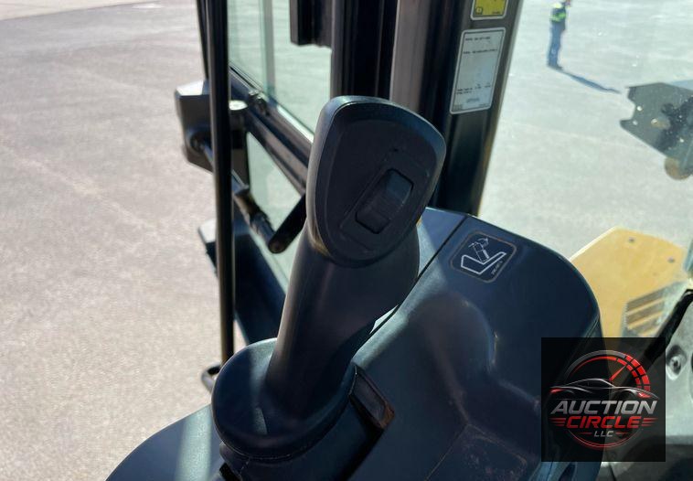 2017 Caterpillar 966M  wheel loader