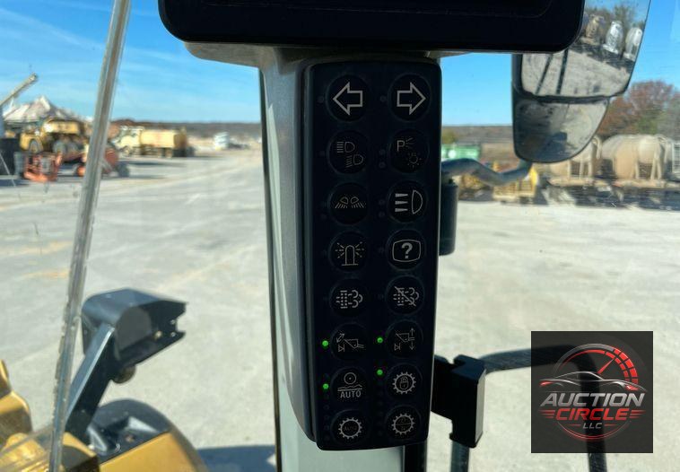 2015 Caterpillar 972M  wheel loader