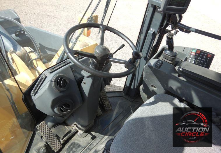 2012 John Deere 524K  high lift wheel loader