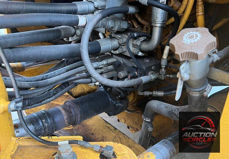 2020 John Deere 844L  wheel loader
